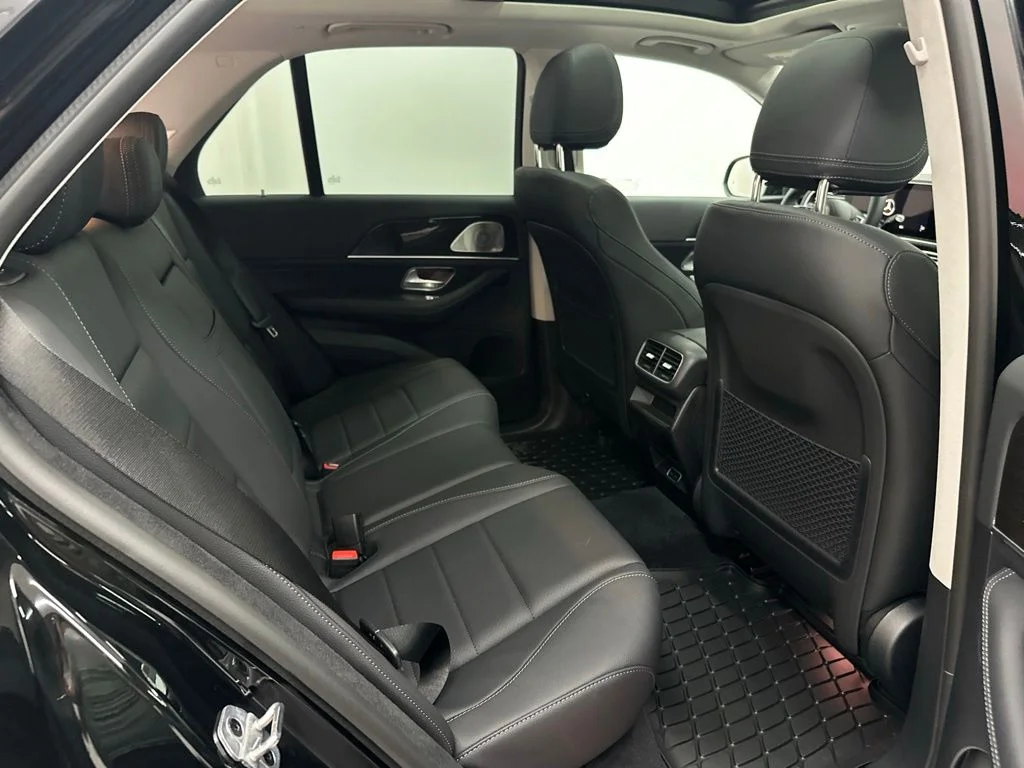 New 2026 Black Mercedes-Benz GLE 450 image 25