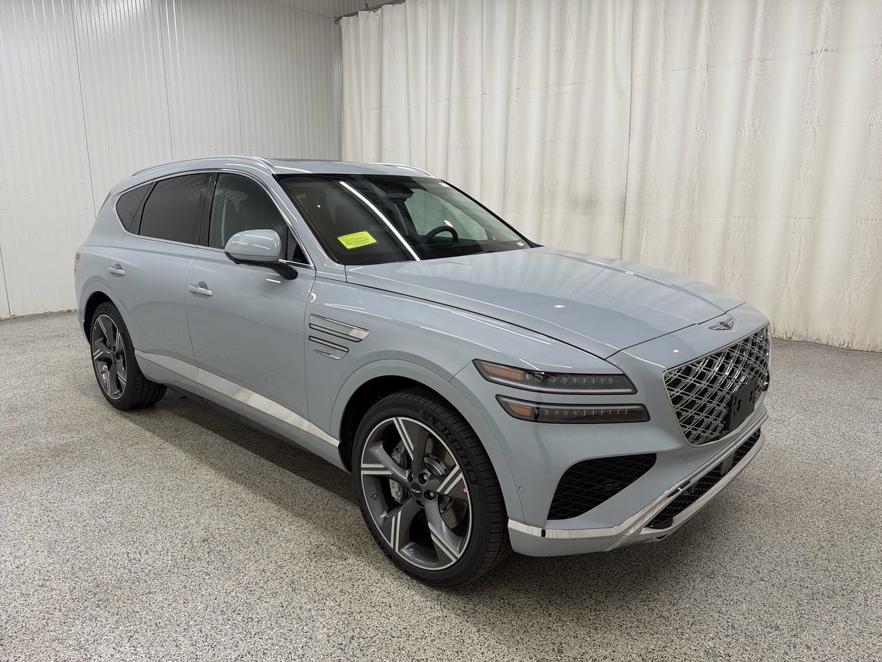 2027 GENESIS GV80