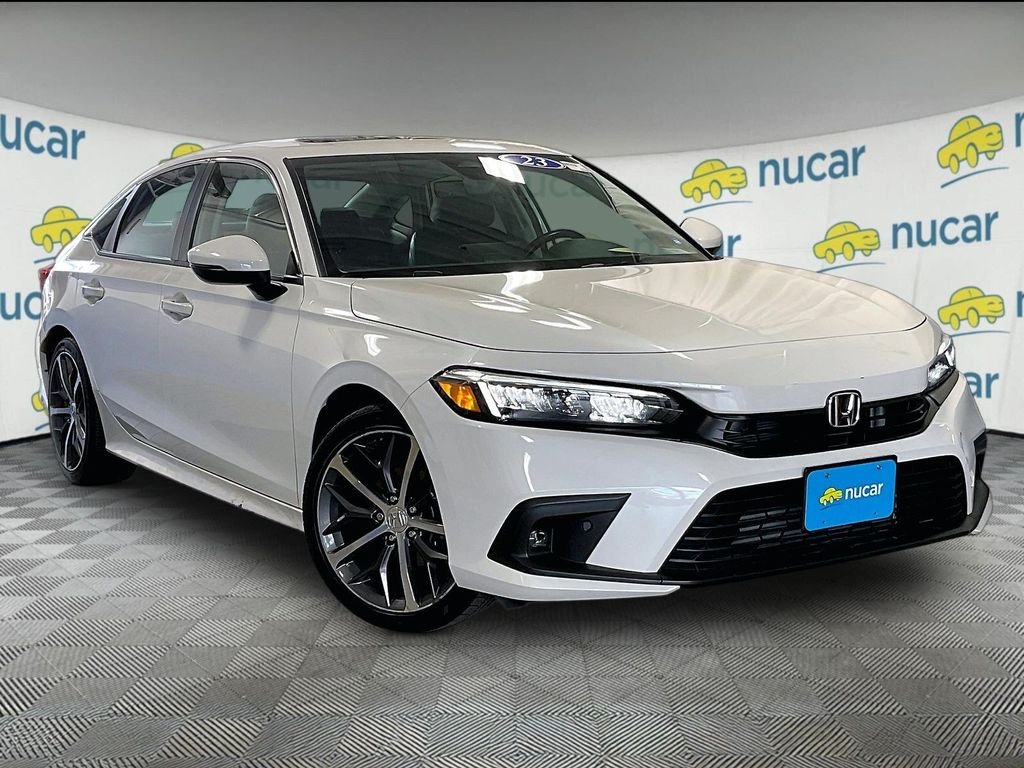 Used 2023 Platinum White Honda Touring image 1