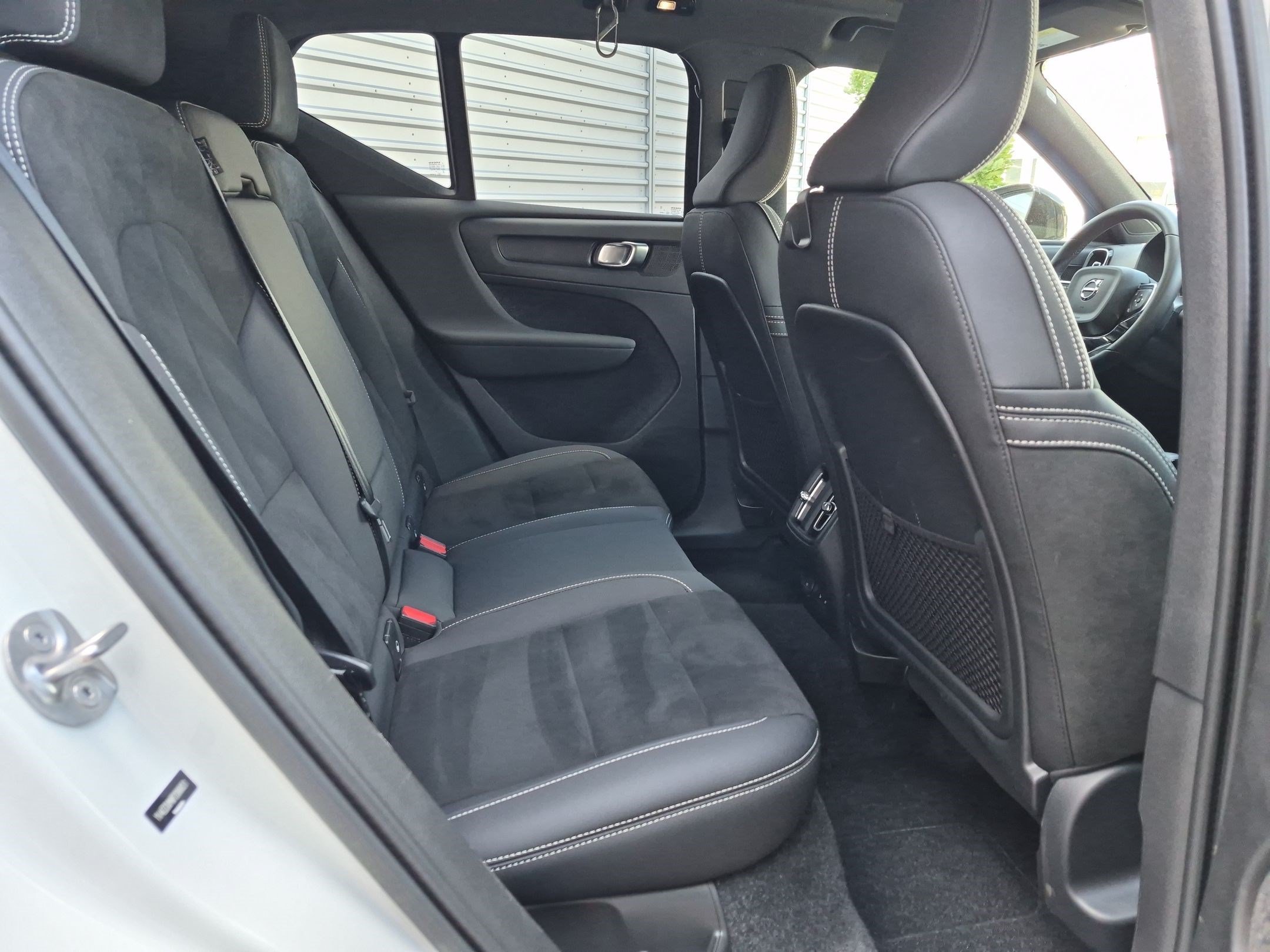 Certified Used 2023 Crystal White Volvo Ultimate image 27