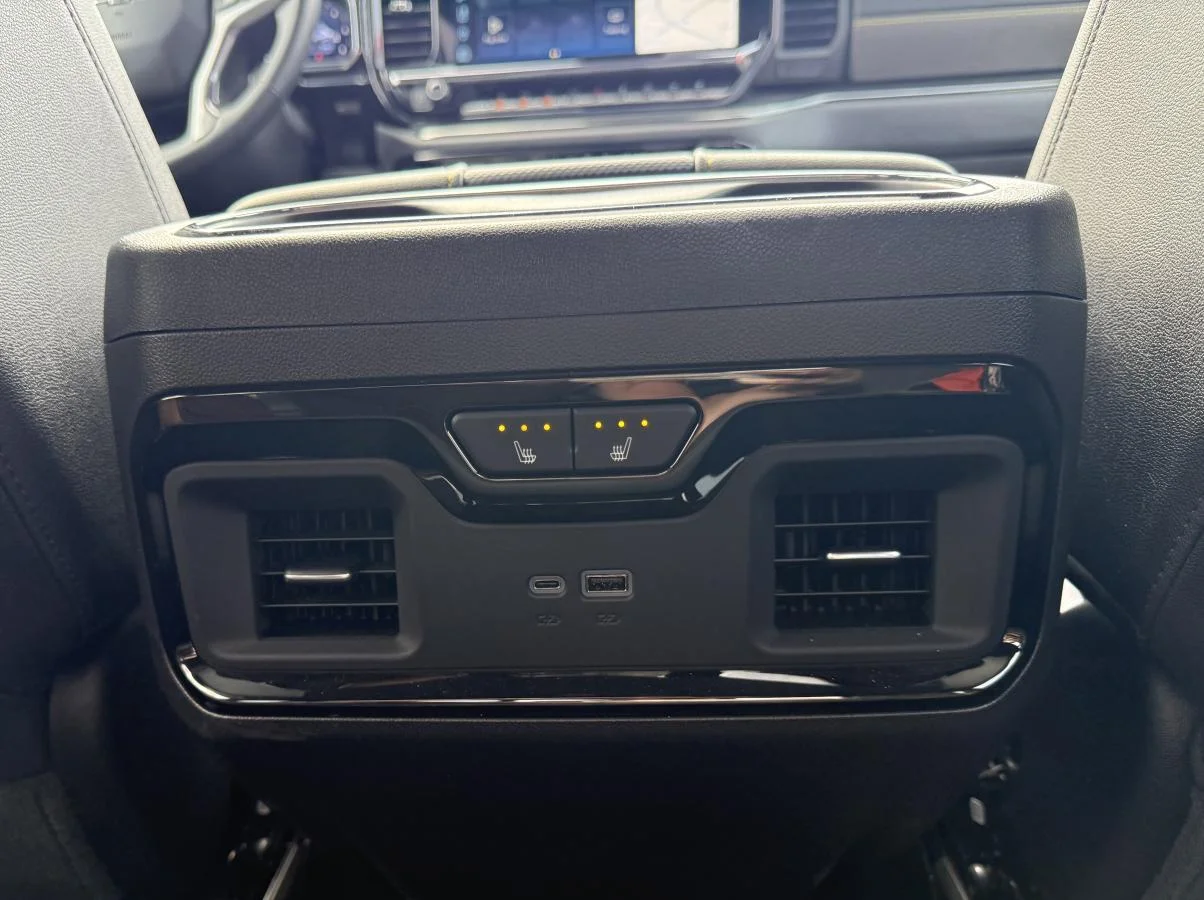 Used 2025 Black Chevrolet ZR2 image 21