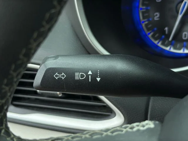 Used 2023 White Chrysler Touring L image 28