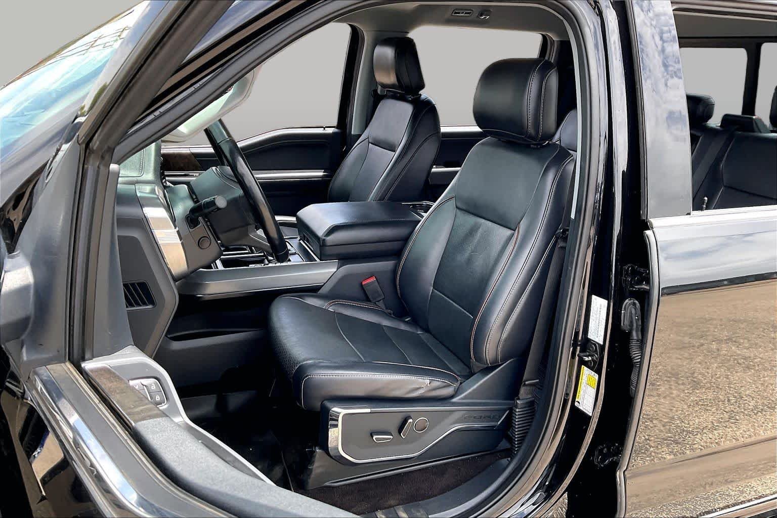 Used 2021 Agate Black Metallic Ford LARIAT image 8