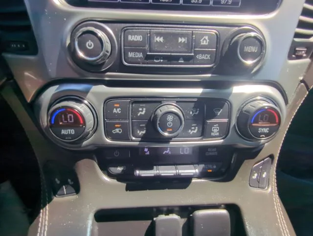 Used 2019 Gray Chevrolet LT image 18