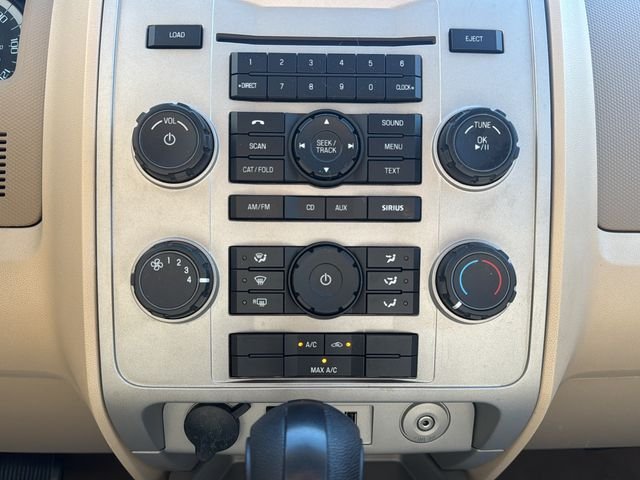 Used 2012 Gold Ford XLT image 21