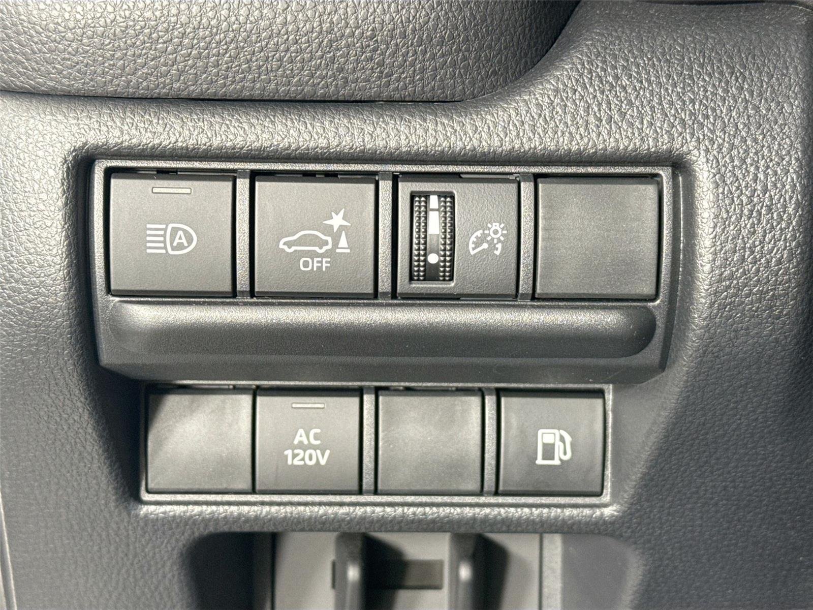 Used 2025 Ice Cap Toyota 1958 image 15