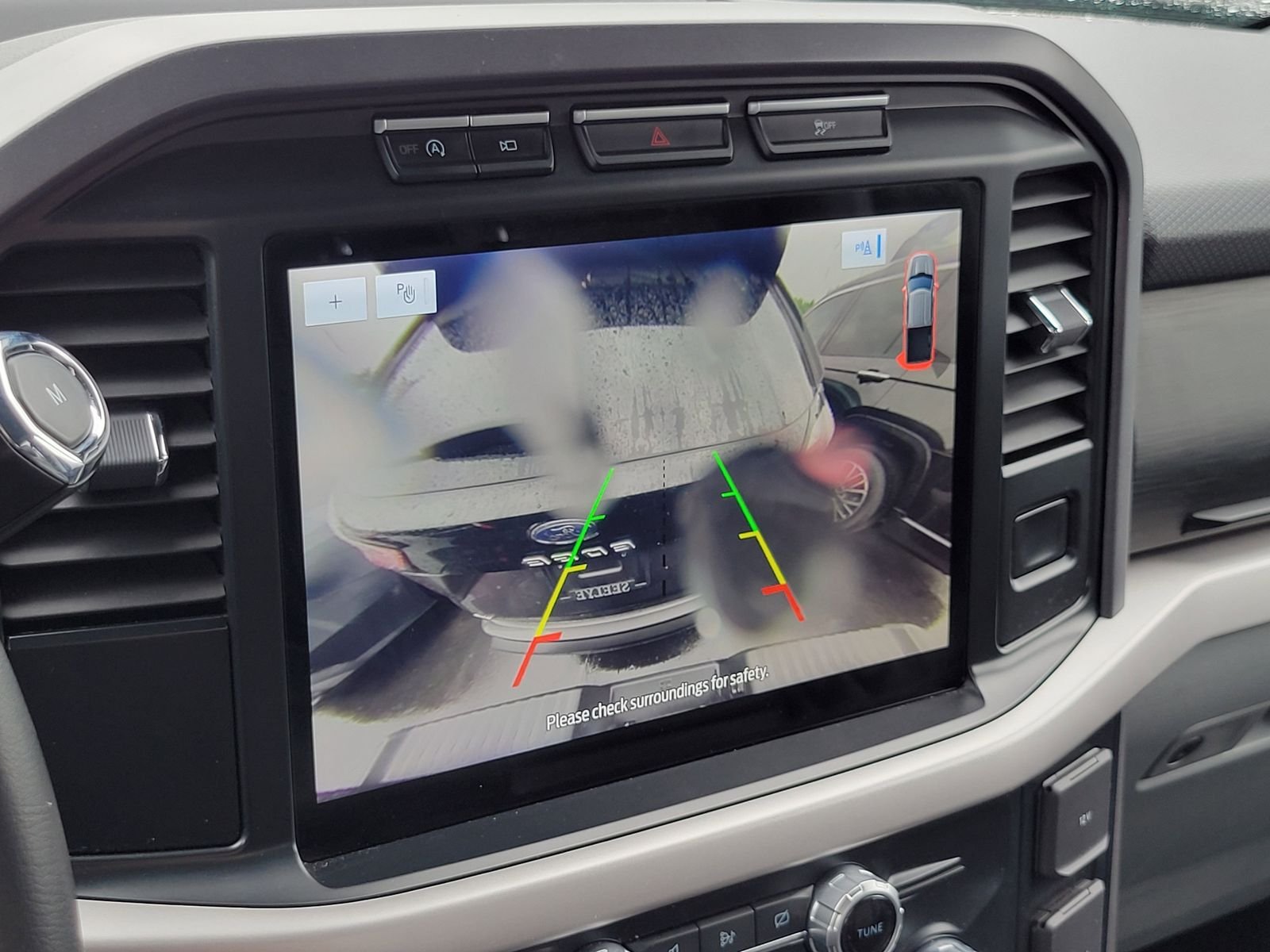 Used 2023 Black Ford XLT image 19
