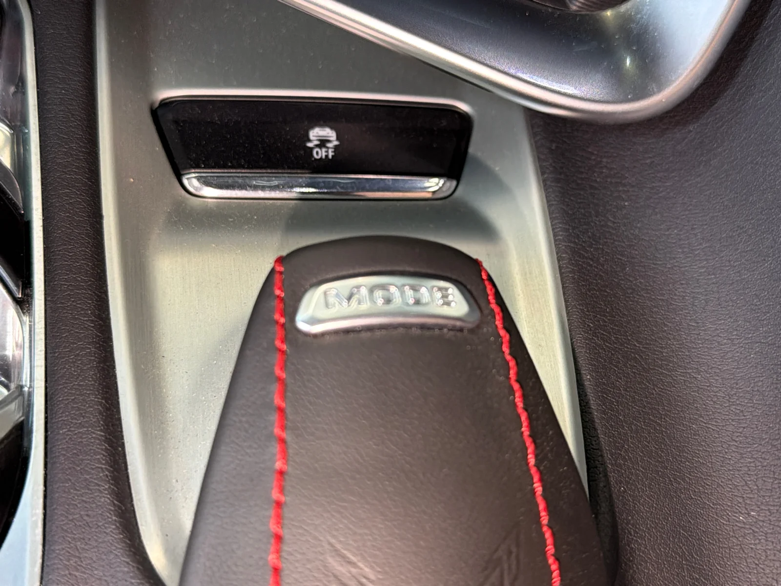 Used 2025 Black Chevrolet 1LZ image 35