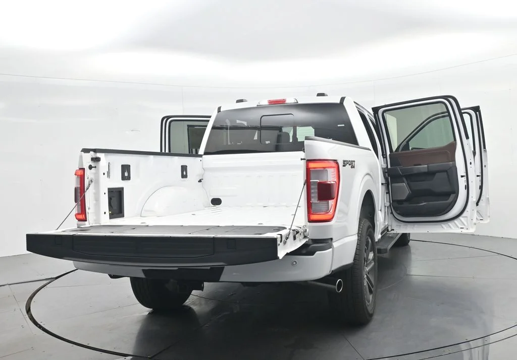 Certified Used 2023 Oxford White Ford Lariat image 49