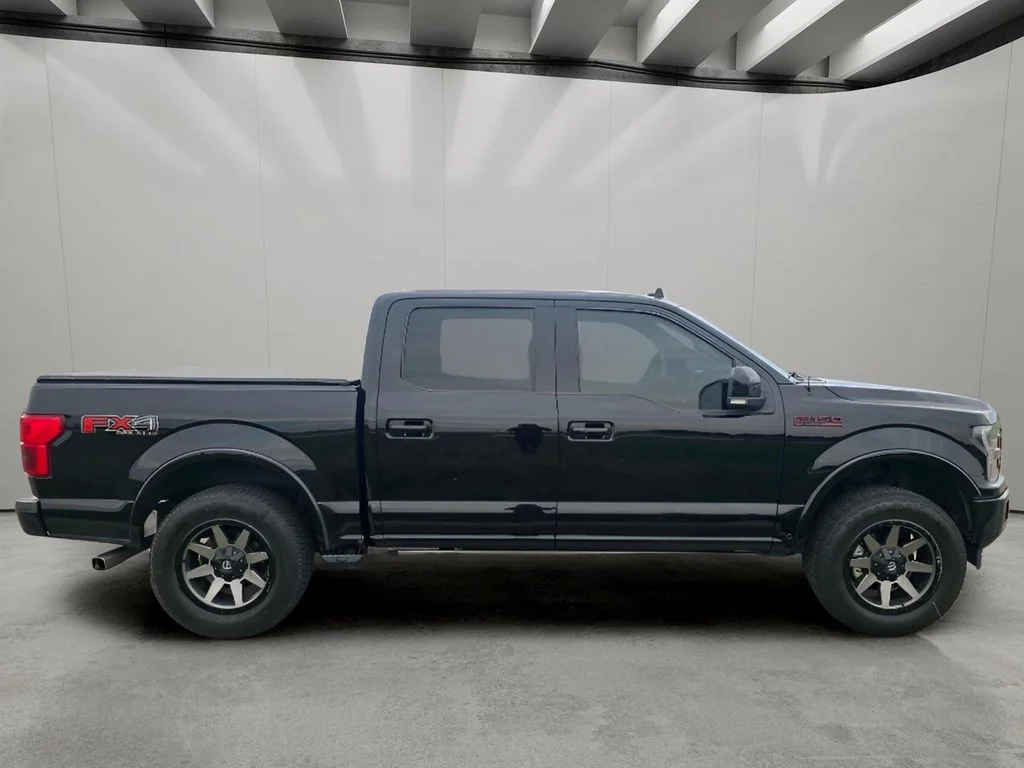 Used 2018 SHADOW BLACK Ford LARIAT image 6