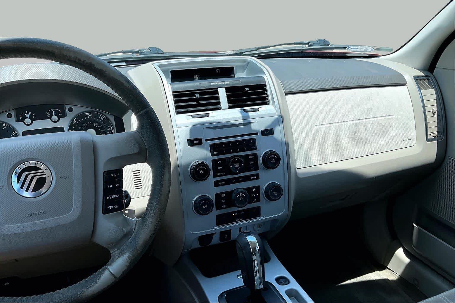 Used 2010 Sangria Red Metallic Mercury Premier image 6