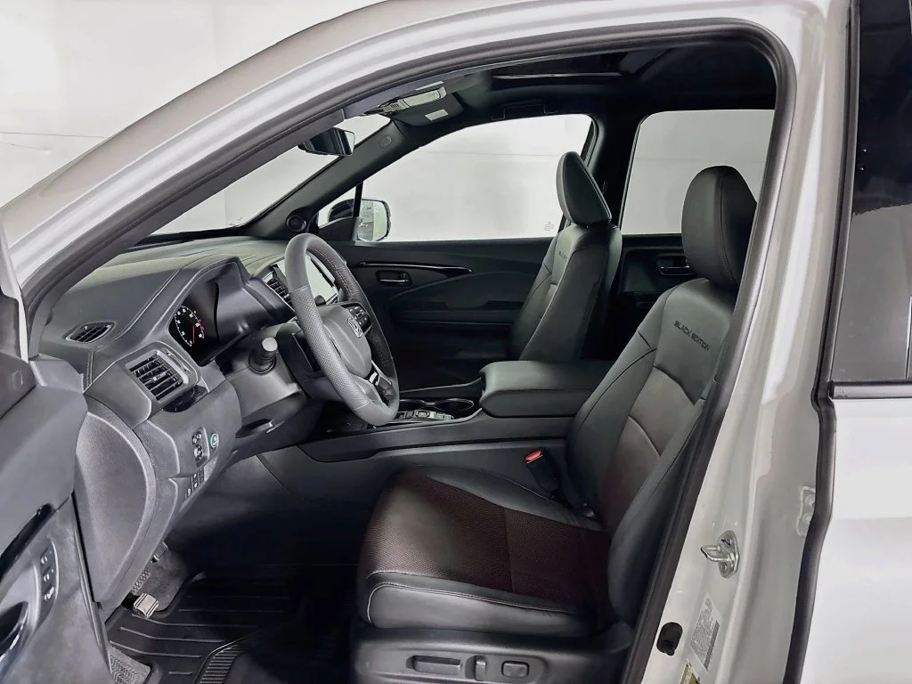 New 2026 Platinum White Pearl Honda Black Edition image 11