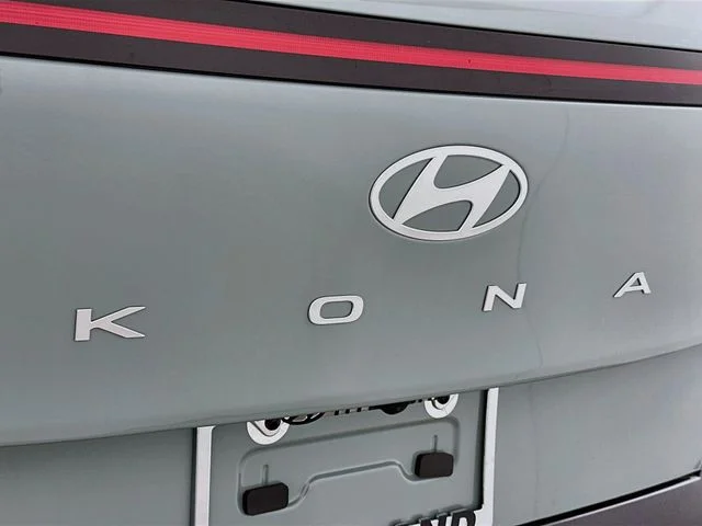 New 2027 Hyundai KONA SE