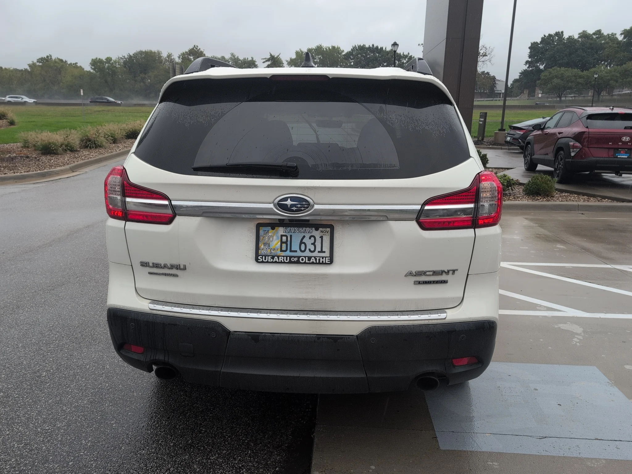 Used 2020  Subaru Limited image 7