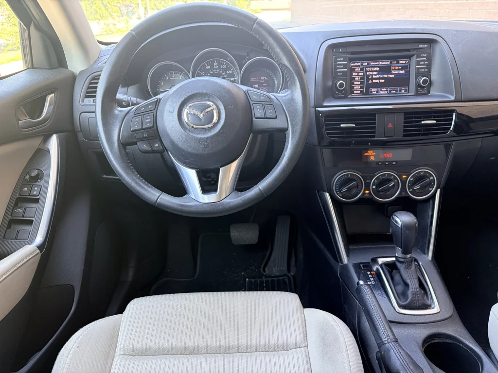 Used 2015 Deep Crystal Blue Mica Mazda Touring image 13