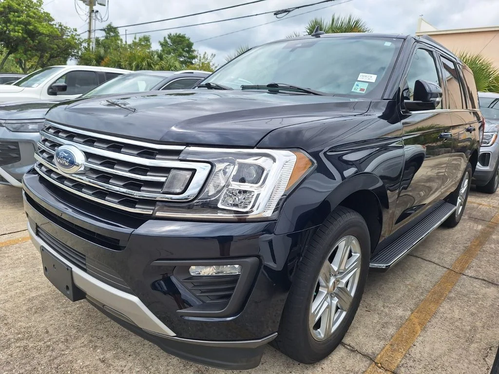 Used 2021 Blue Ford XLT image 6