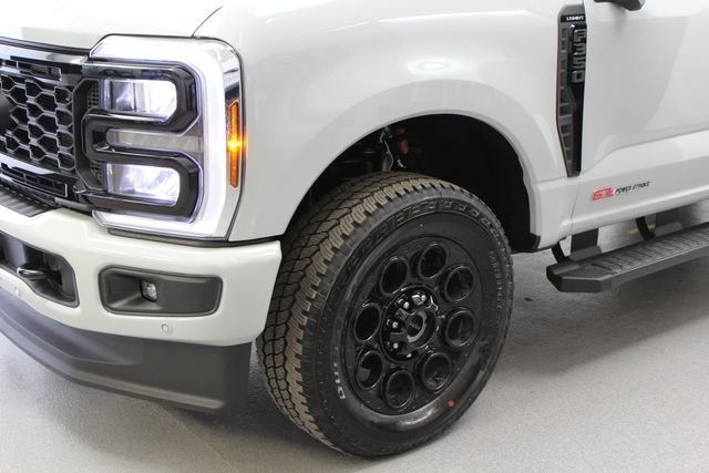 New 2026 Avalanche Ford F-350® Lariat® image 4