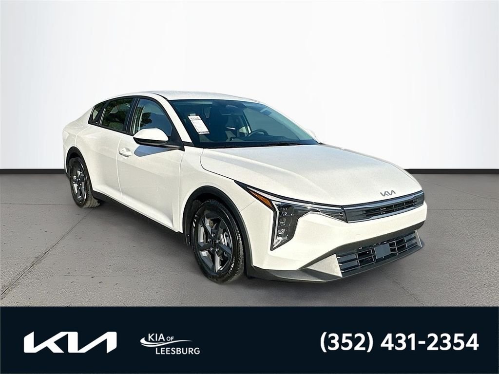 2025 Kia K4 LXS