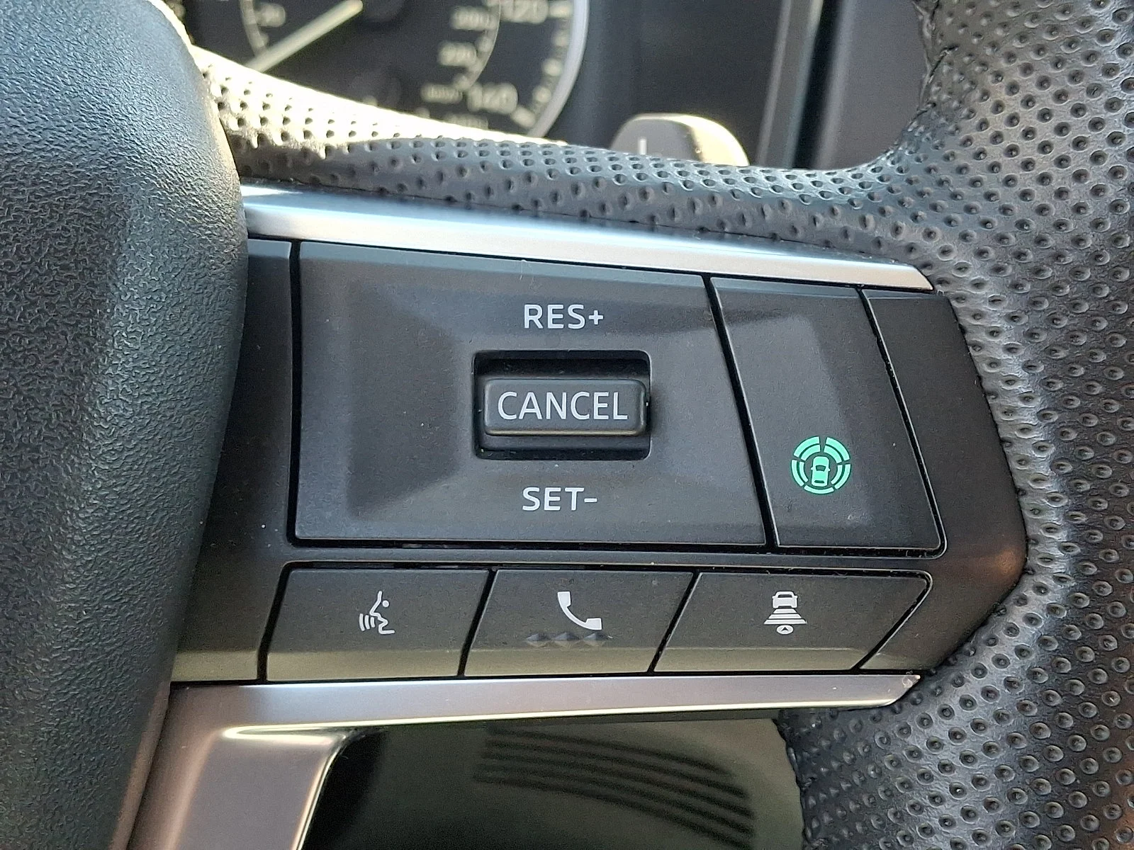 Certified Used 2023 Blue Mitsubishi SE image 22