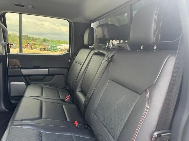 Used 2022 White Ford Lariat image 19