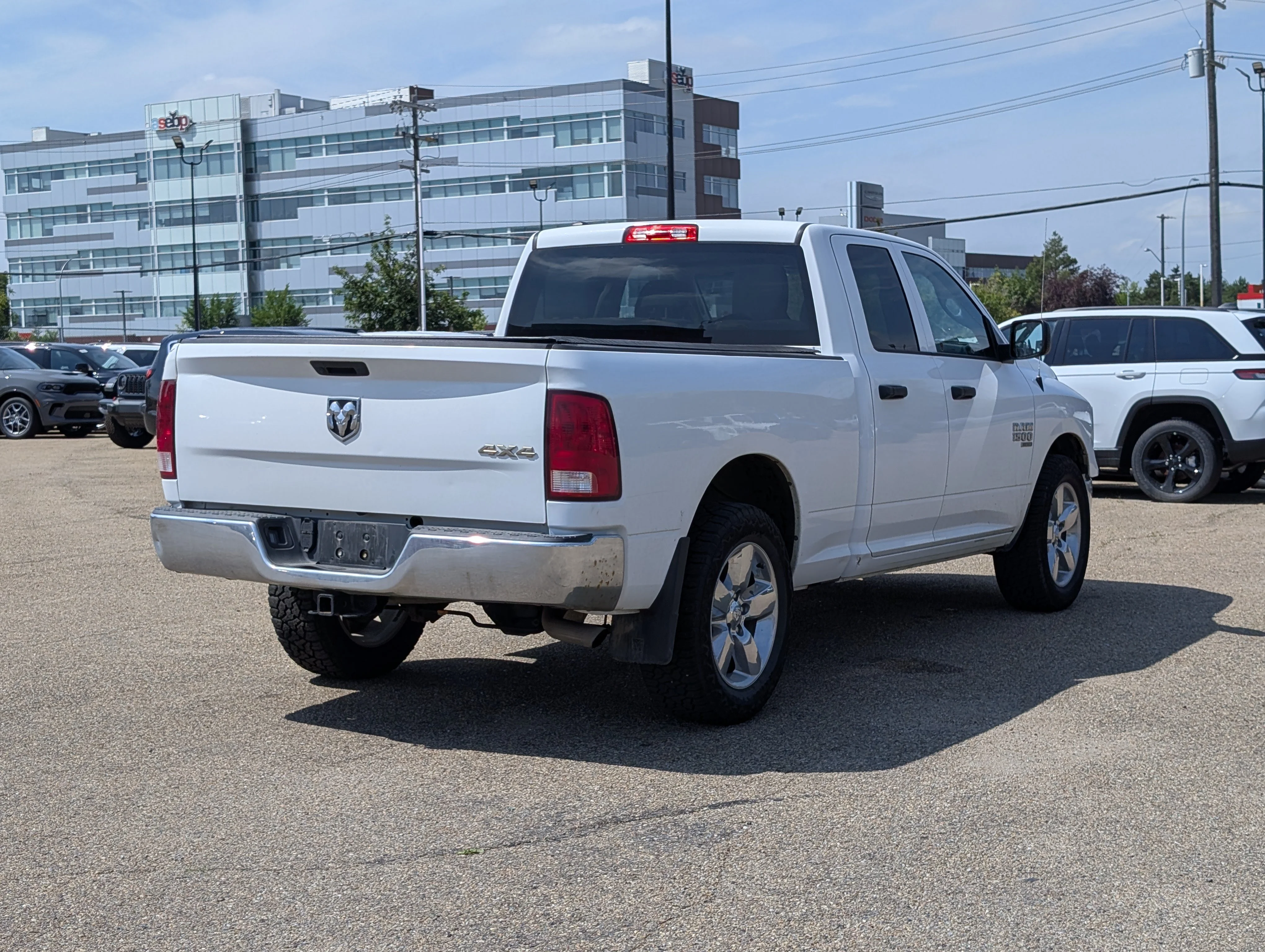 Used 2019 Bright White Ram ST image 7