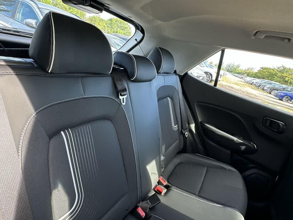 New 2026 Lunar White w/Black Roof Hyundai SEL w/Two-Tone Roof image 26