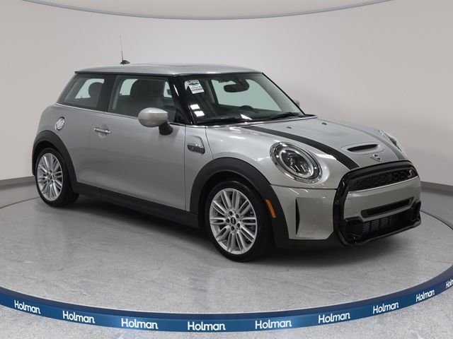 Certified Used 2024 Silver MINI Signature image 3
