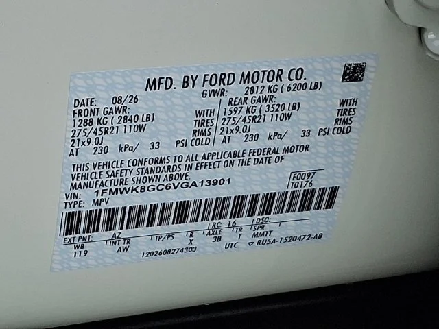 New 2027 Star White Metallic Tri-Coat Ford ST image 14