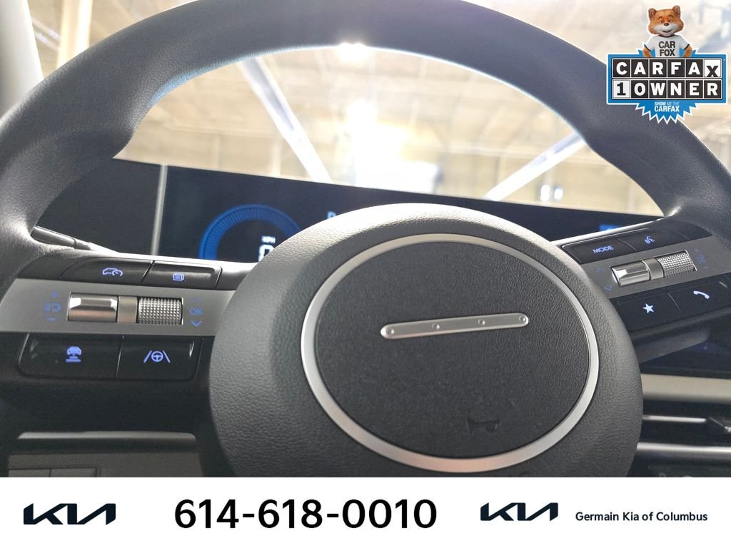 Used 2025 Black Hyundai SEL image 22