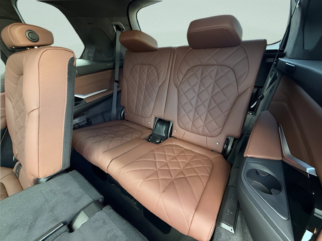 New 2027 Manhattan Green Metallic BMW xDrive40i image 26