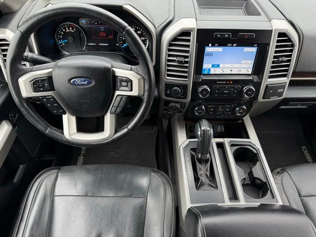 Used 2016 Magnetic Metallic Ford Lariat image 3