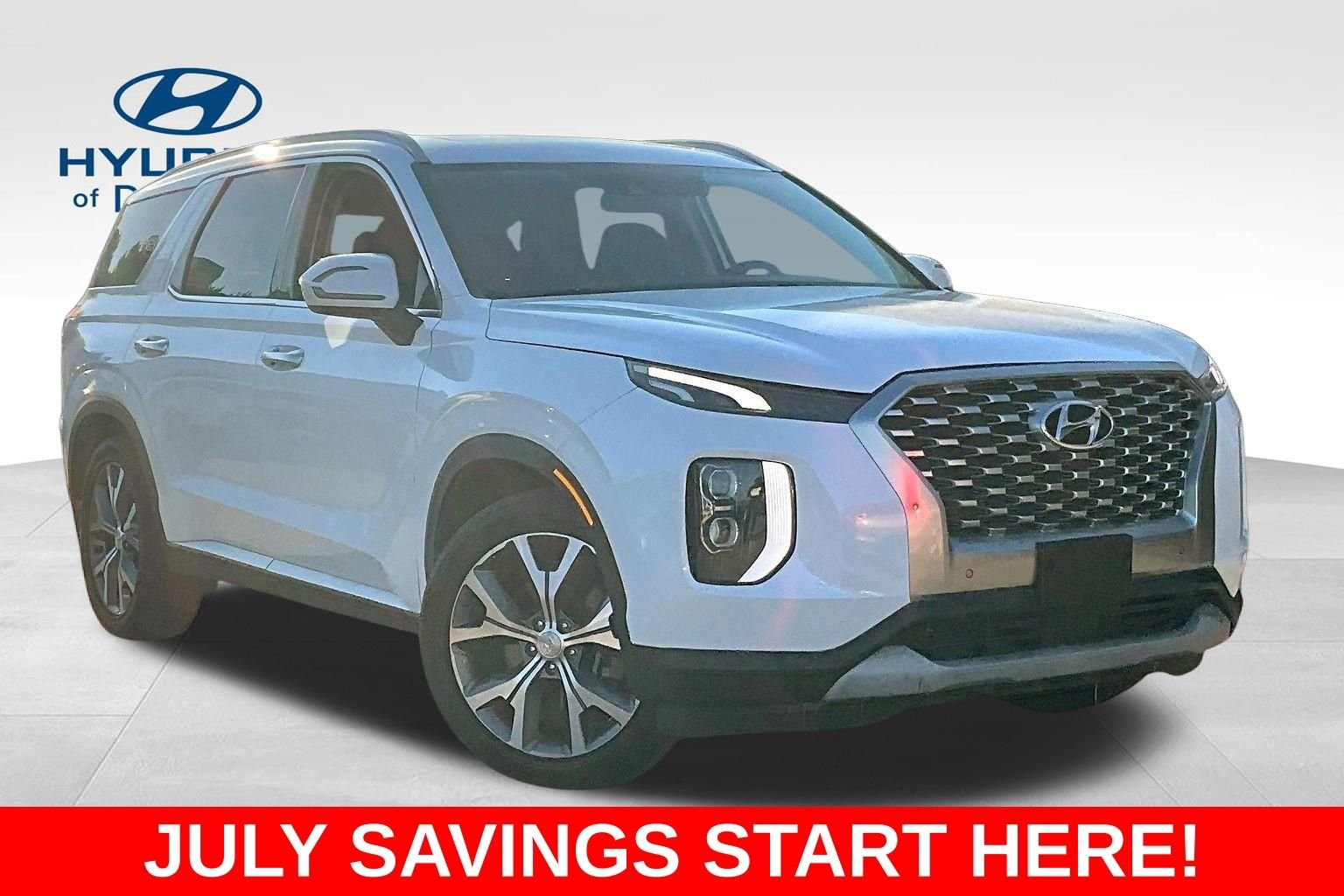 Used 2022 White Hyundai SEL image 3