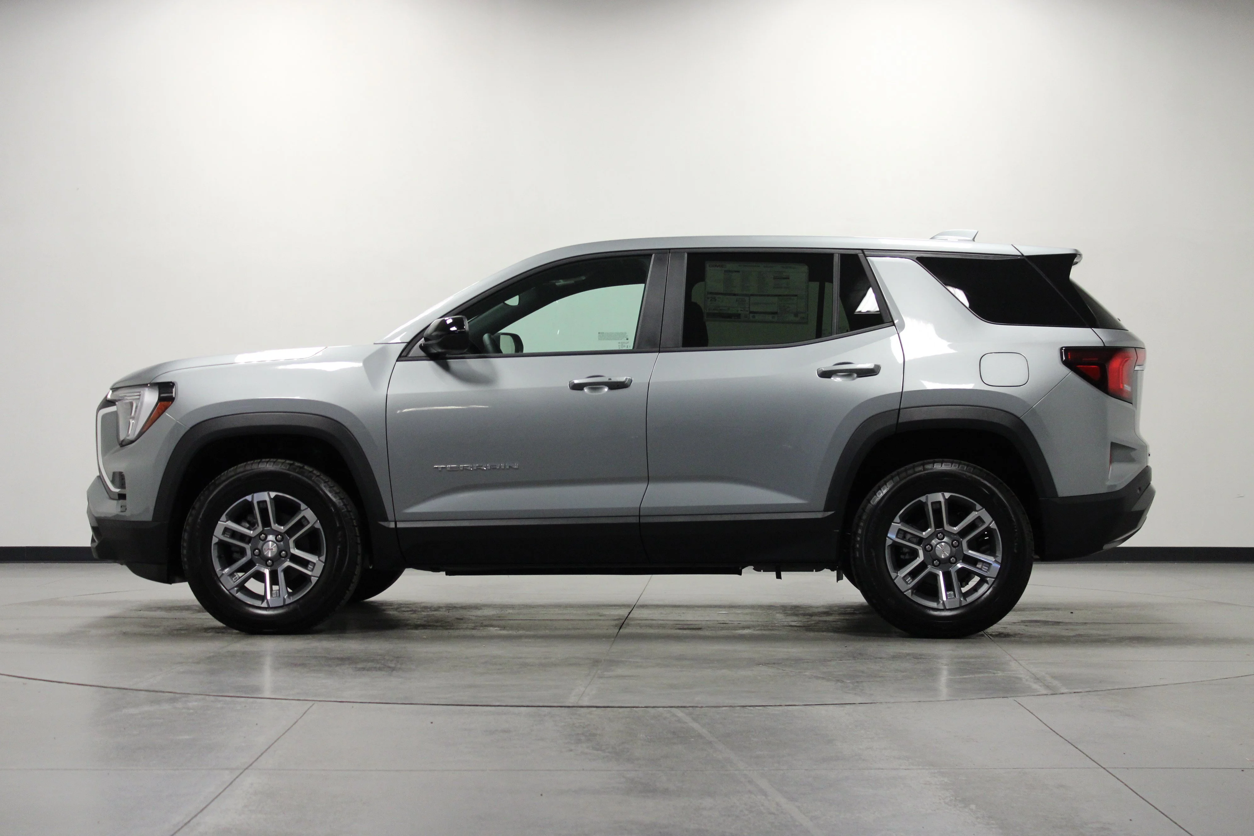 New 2027 Sterling Metallic GMC AWD Elevation image 7