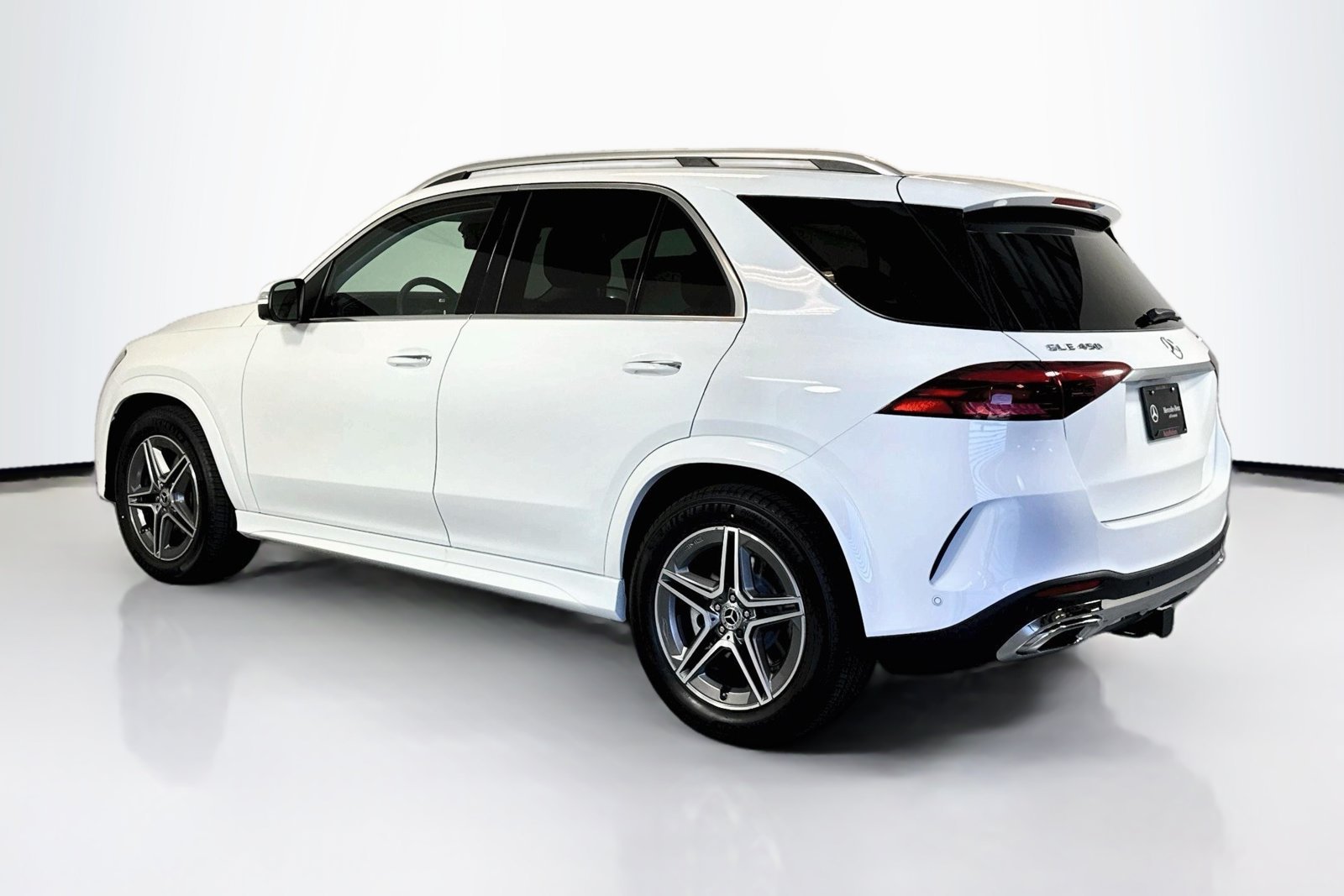 New 2026 Polar White Mercedes-Benz GLE 450 image 7