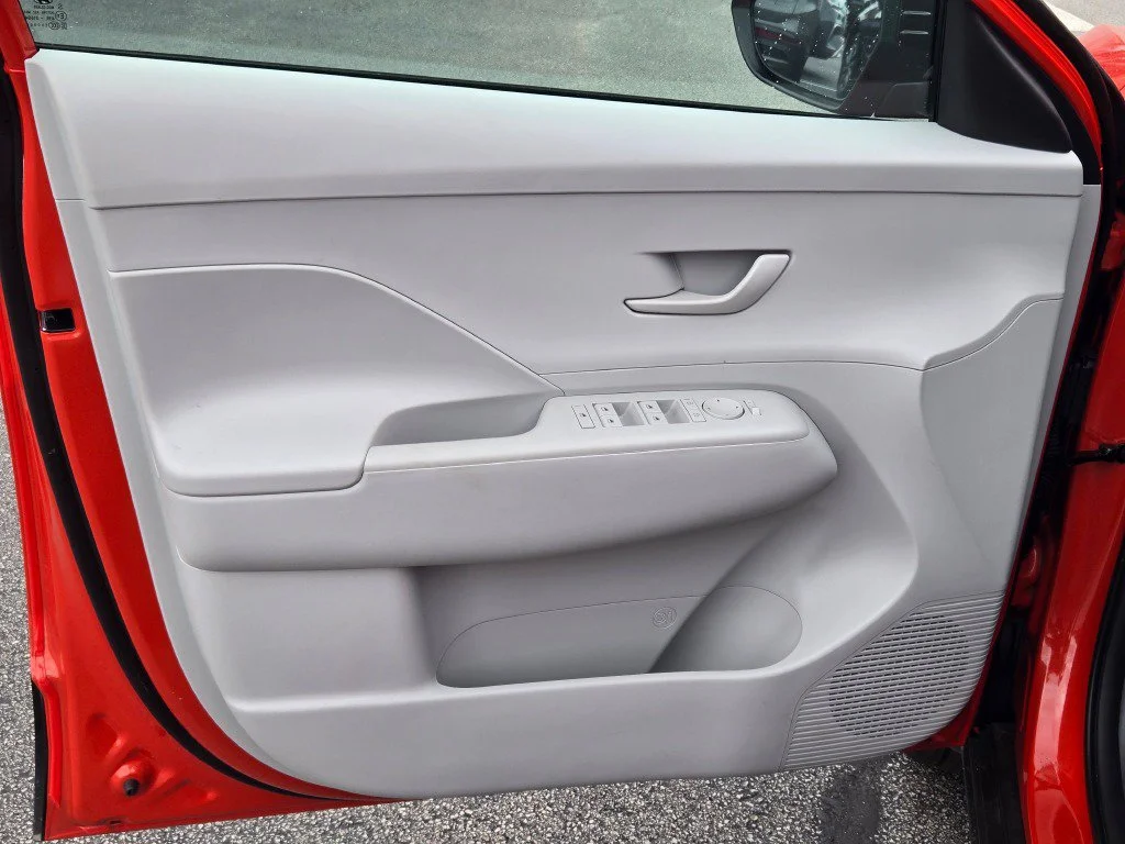 Used 2026 Orange Hyundai SEL Sport image 18