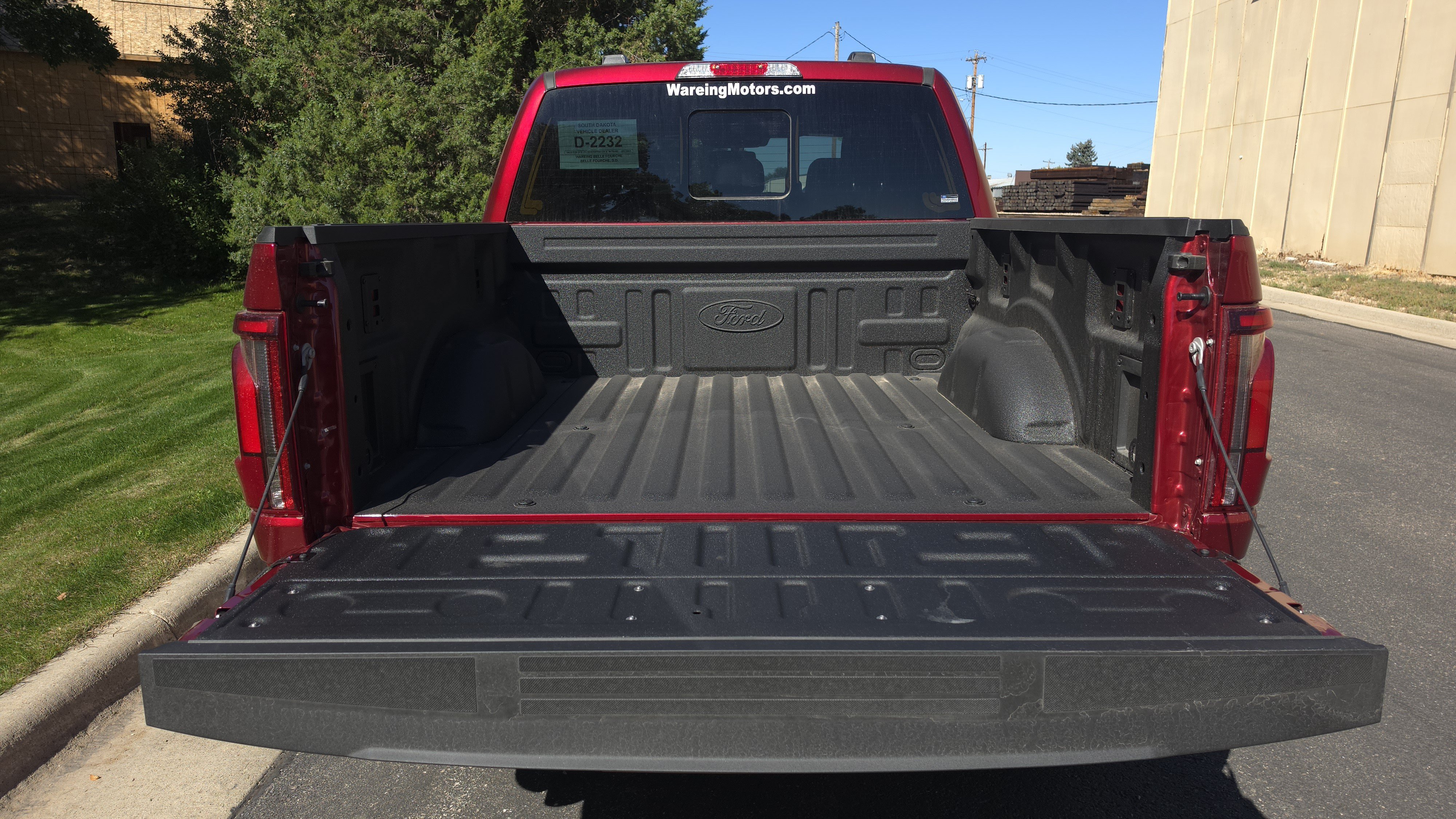 New 2026 Ruby Red Metallic Tinted Clearcoat Ford LARIAT image 5