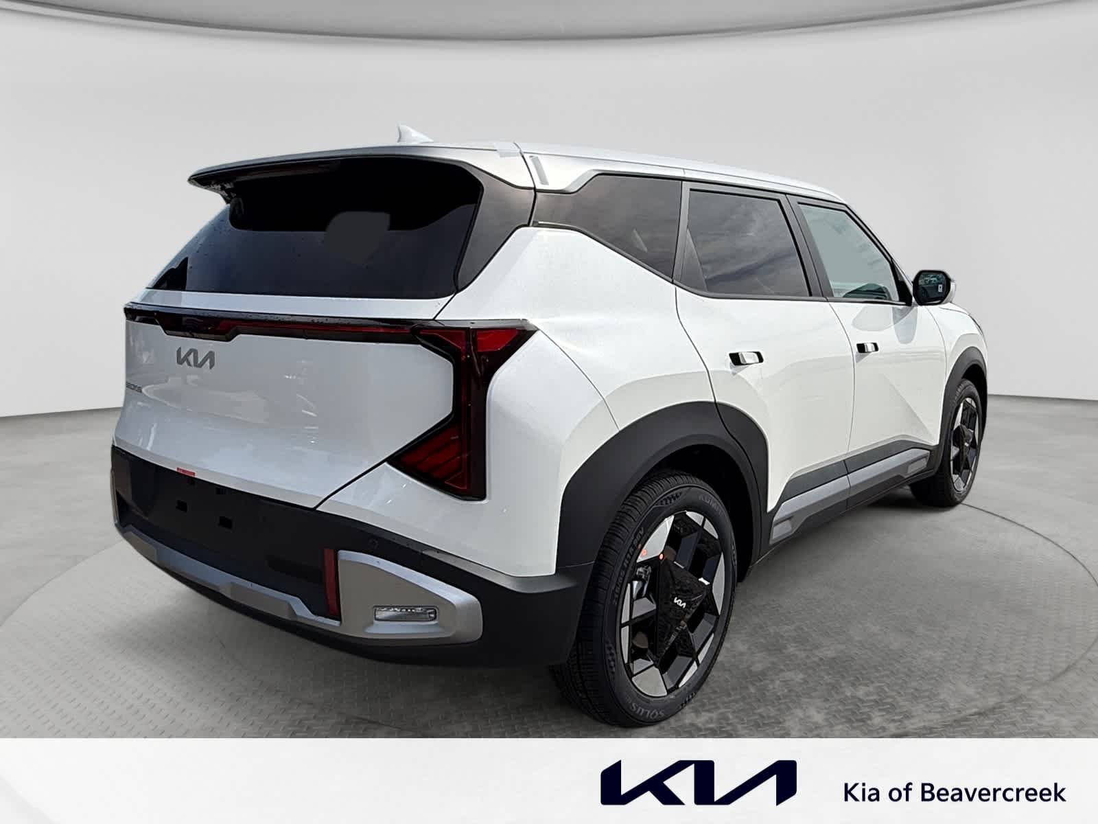 New 2027 Snow White Pearl Kia S image 5