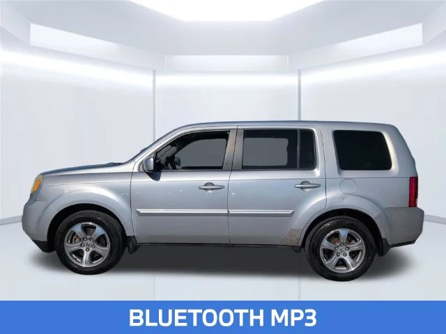 Used 2013  Honda EX image 2
