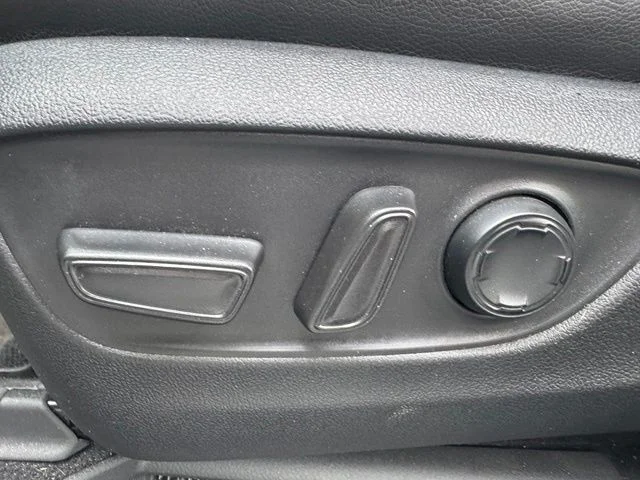 Used 2022 White Toyota XSE image 20