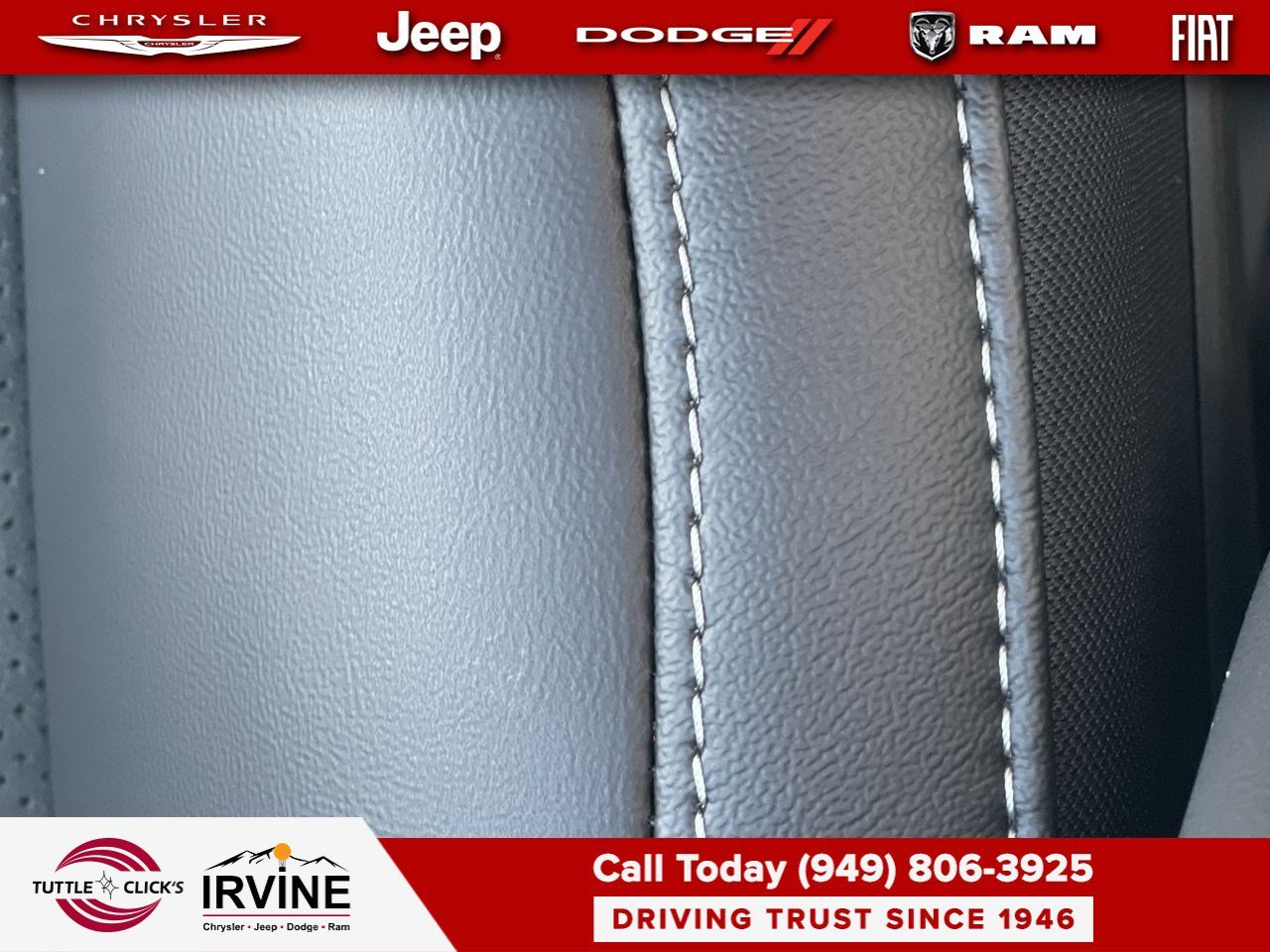 New 2026 Bright White Clear-Coat Exterior Paint Jeep Laredo Altitude image 26