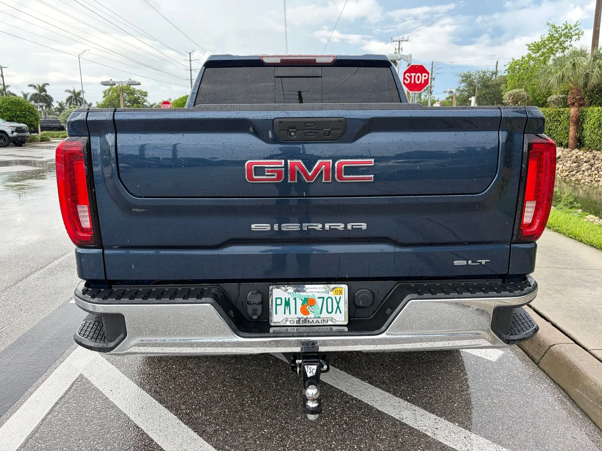 Used 2019 Pacific Blue Metallic GMC SLT image 8