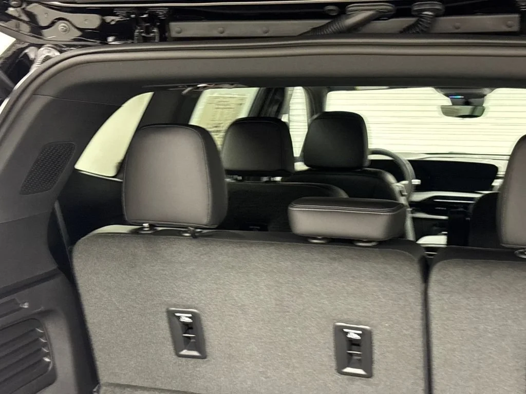 2026 Buick Enclave Preferred - Photo 18