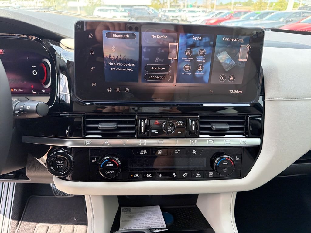 New 2026 Nissan Pathfinder SL 4D Sport Utility