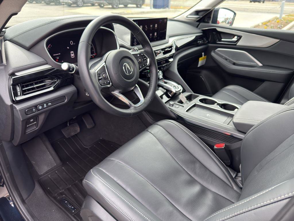 Certified Used 2025 Majestic Black Pearl Acura w/Technology Package image 13