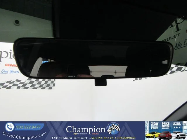 Used 2025 Green Kia X-Pro image 36