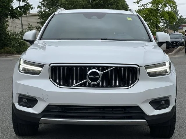 Used 2019 White Volvo T5 Inscription image 40