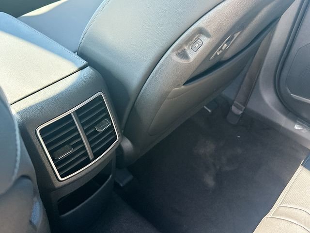 New 2026 Wolf Gray Kia EX image 24