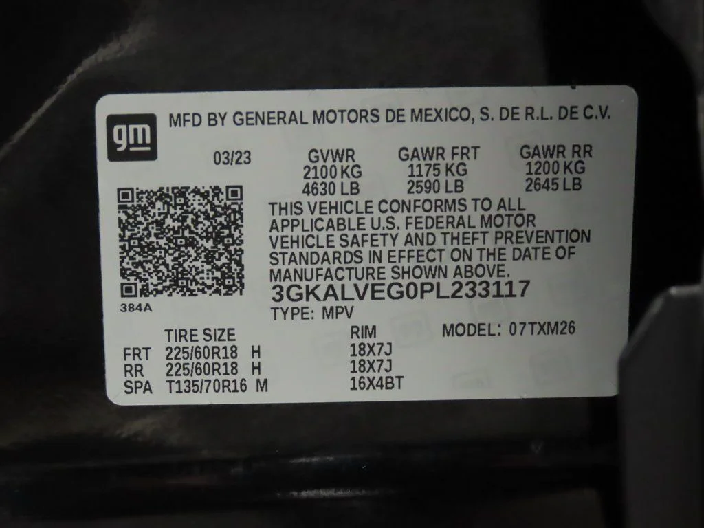 Used 2023 Black GMC SLT image 33