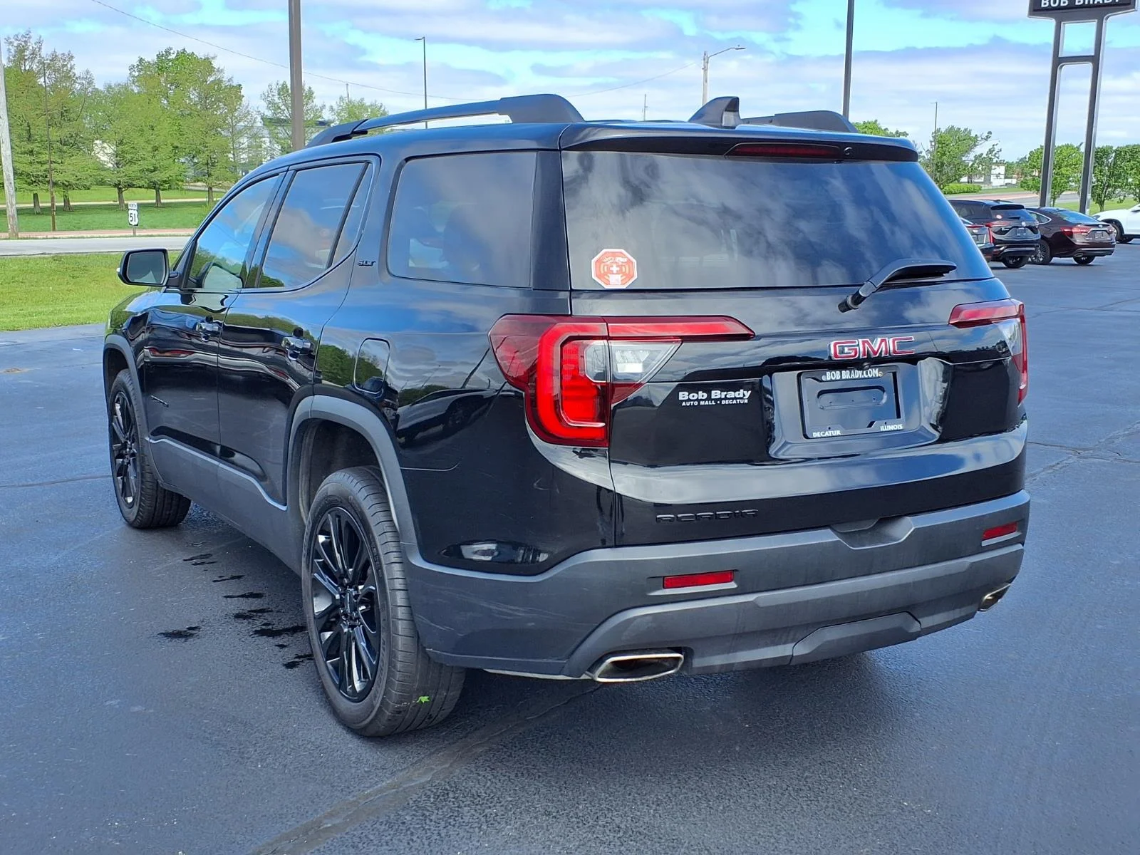 Used 2023 Black GMC SLT image 20