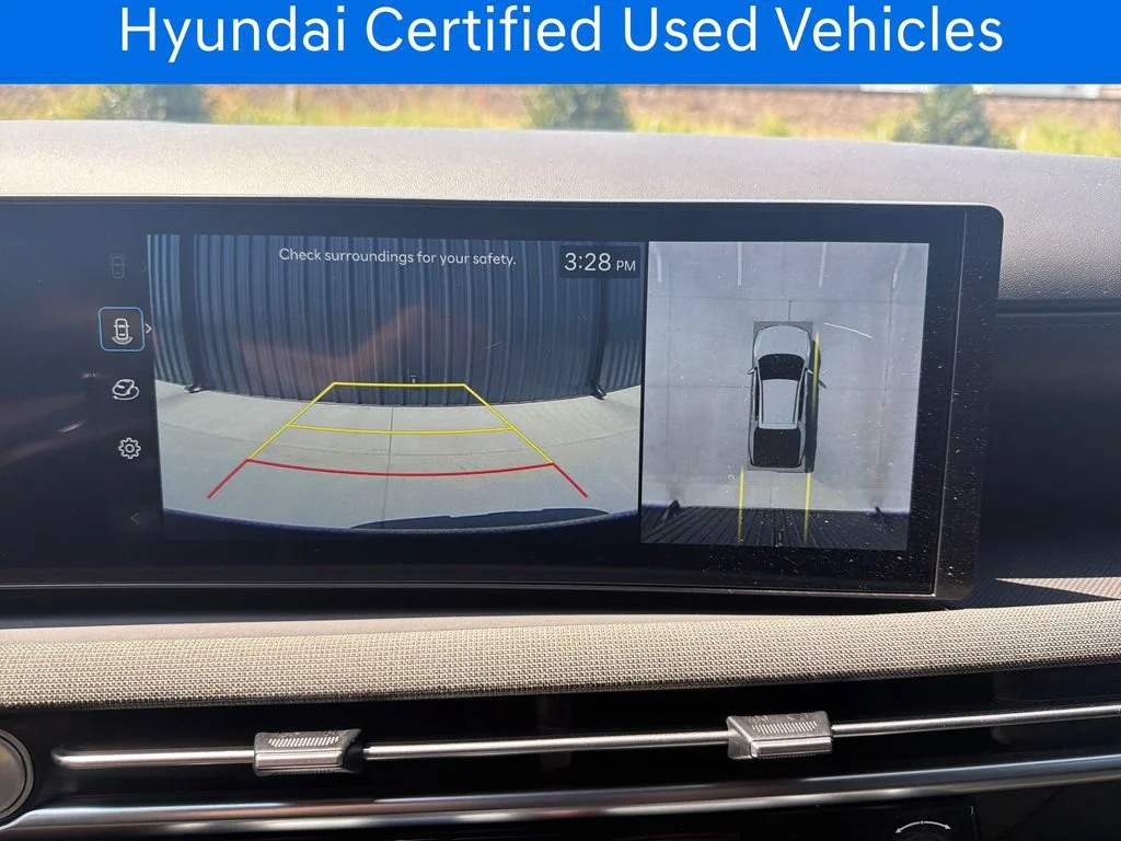 Certified Pre-Owned 2025 Hyundai Santa Cruz Limited